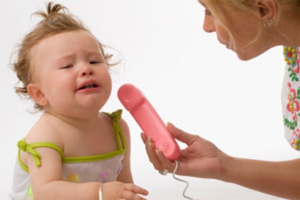 Nhõng nhẽo là tật xấu khá phổ biến ở trẻ em