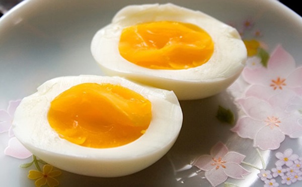 Ăn trứng ở mức độ vừa phải giúp bé tăng cân nhanh chóng