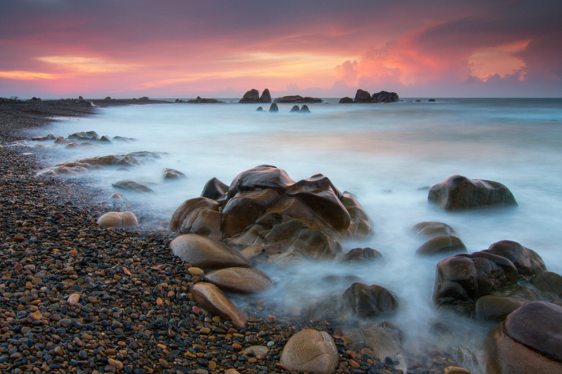 net-dep-tinh-khoi-cua-bien-co-thach-phan-thiet